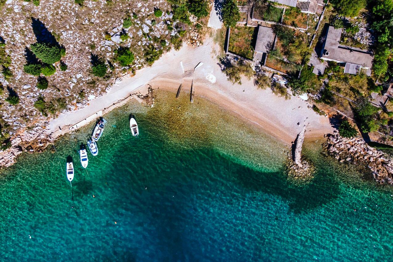 La spiaggia più vicina - Appartamenti accanto al mare Ortopula - Starigrad, Paklenica