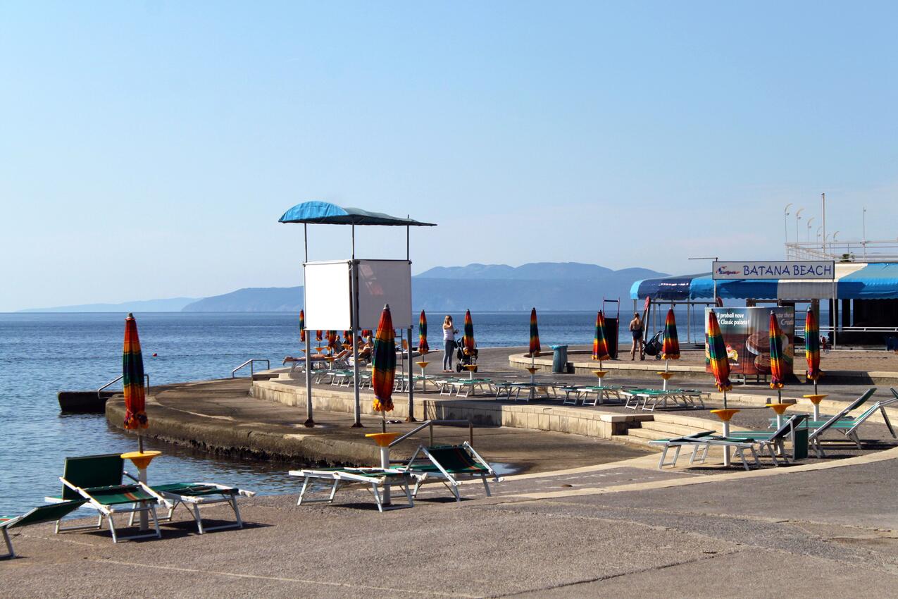 La spiaggia più vicina - Appartamenti per famiglie con bambini Veprinac, Abbazia - Opatija