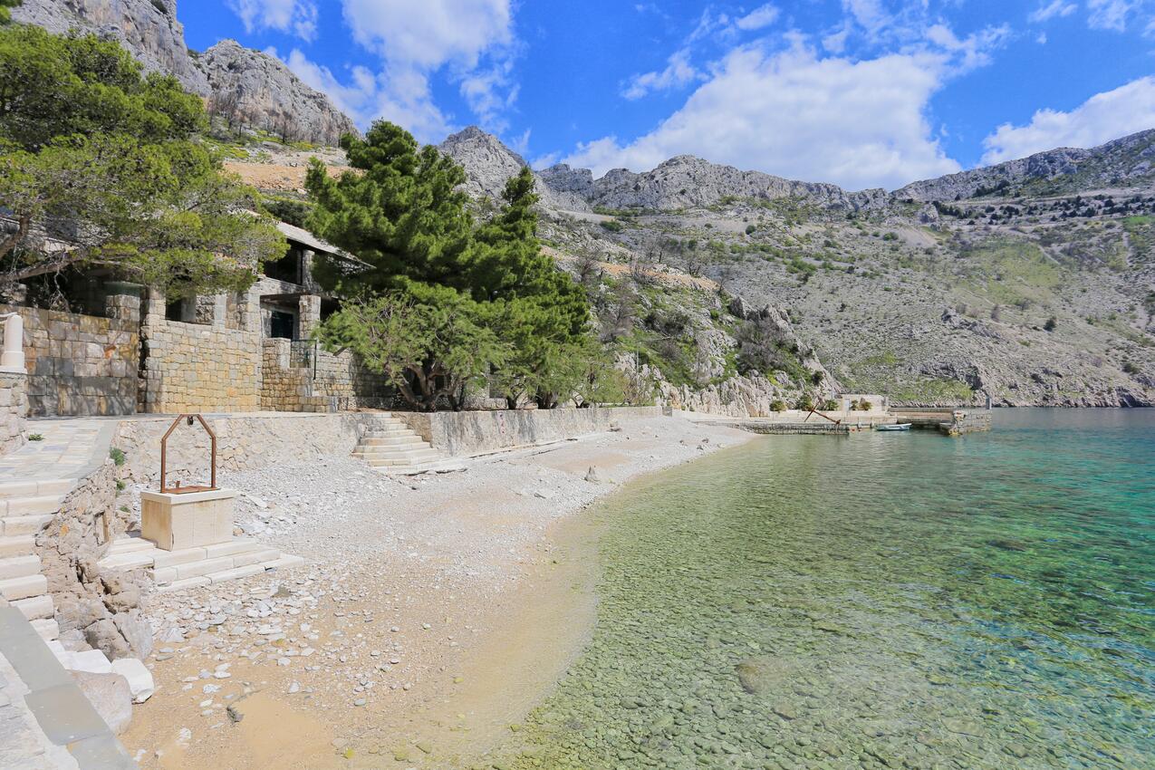 La spiaggia più vicina - Casa vacanze con parcheggio Kostanje, Almissa - Omiš