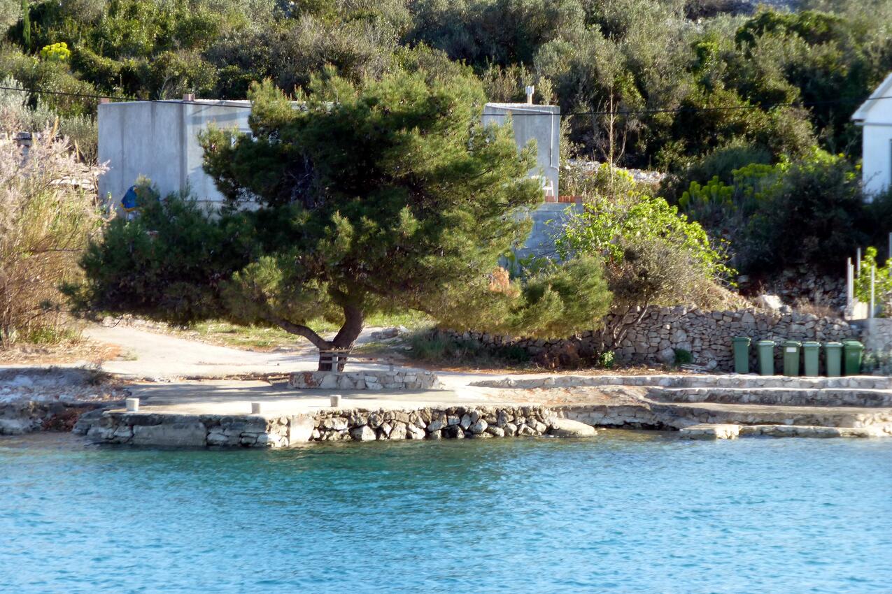 Nächster Strand - Ferienwohnungen mit Parkplatz Mali Iz, Iz
