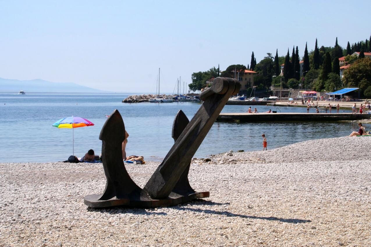 Nächster Strand - Haus mit Pool für Familien Rim, Sredisnja Istra