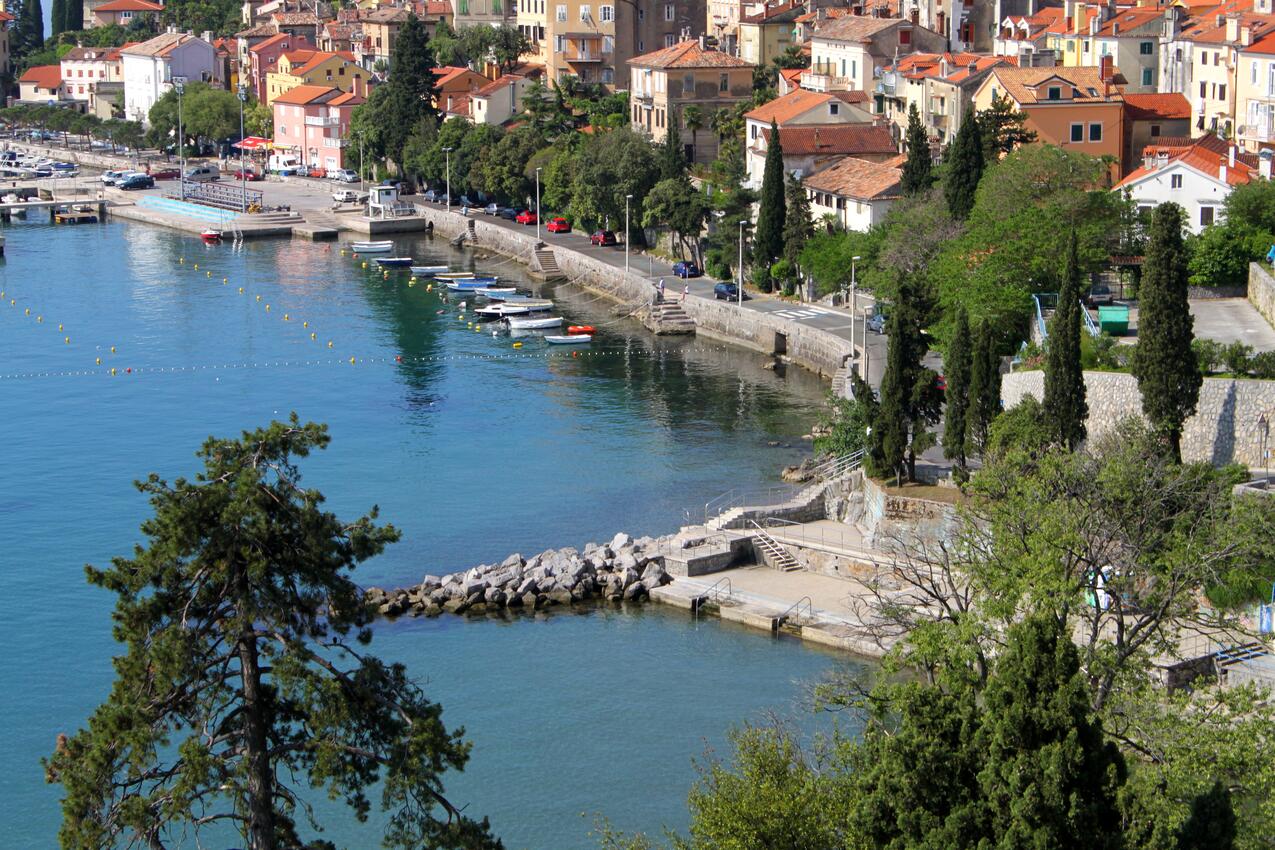La spiaggia più vicina - Appartamenti con parcheggio Mihotici, Abbazia - Opatija