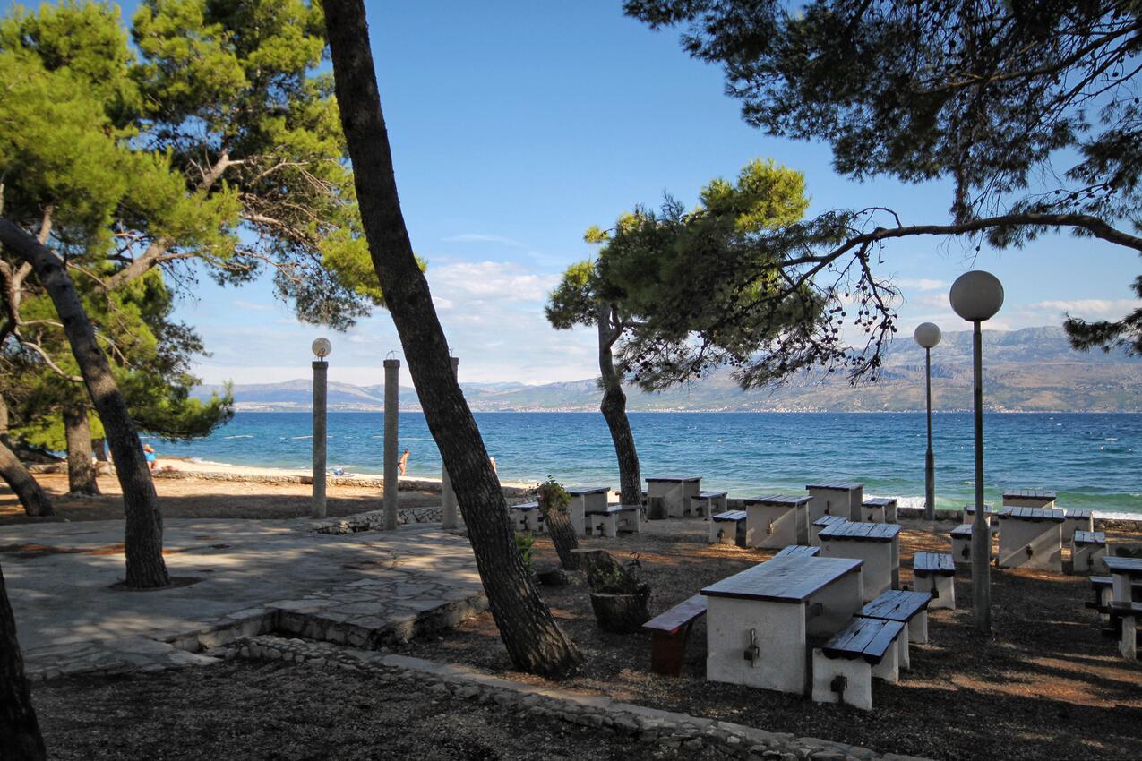 Legközelebbi strand - Apartmanok a tenger mellett medencével Supetar, Brac