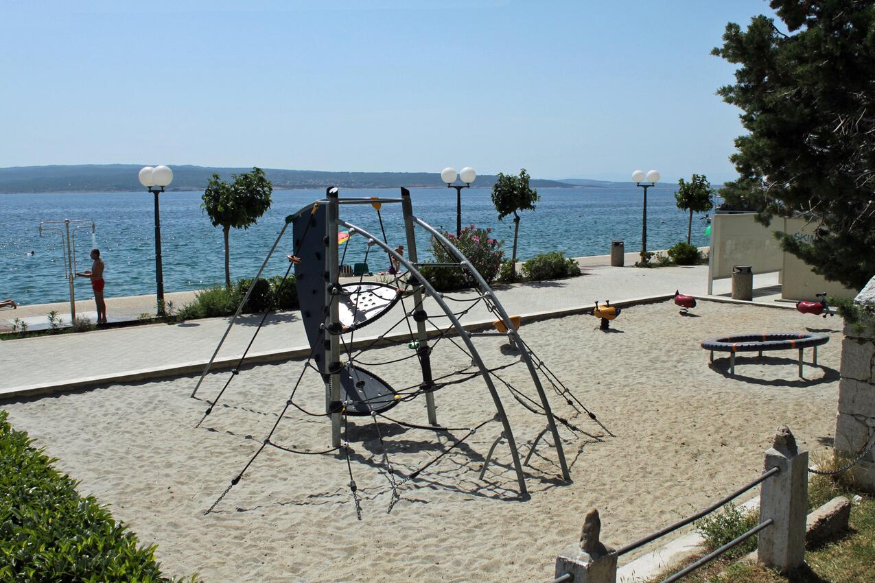 Nermeste strand - Lejligheder og værelser med parkering Selce, Crikvenica