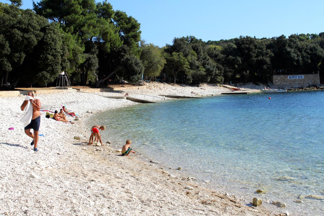 La spiaggia più vicina - Appartamenti per famiglie con bambini Banjole, Pola - Pula