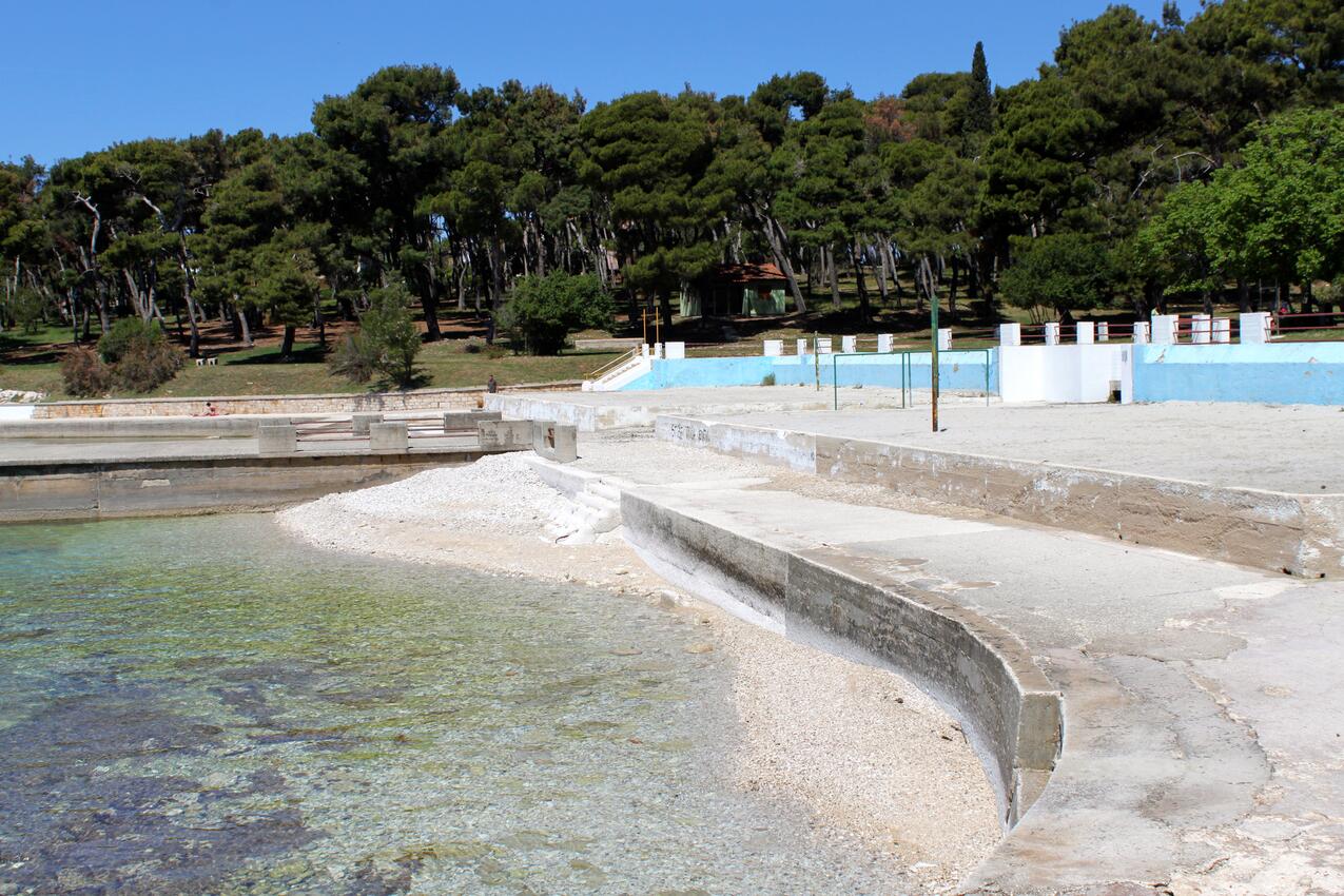 La spiaggia più vicina - Appartamenti accanto al mare Pola - Pula