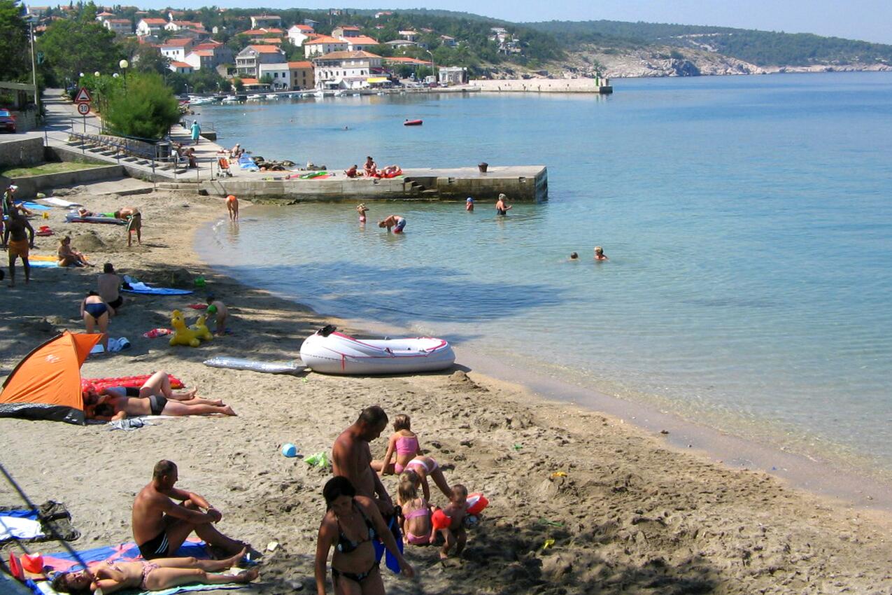 Najbliža plaža - Apartmani uz more Šilo, Krk