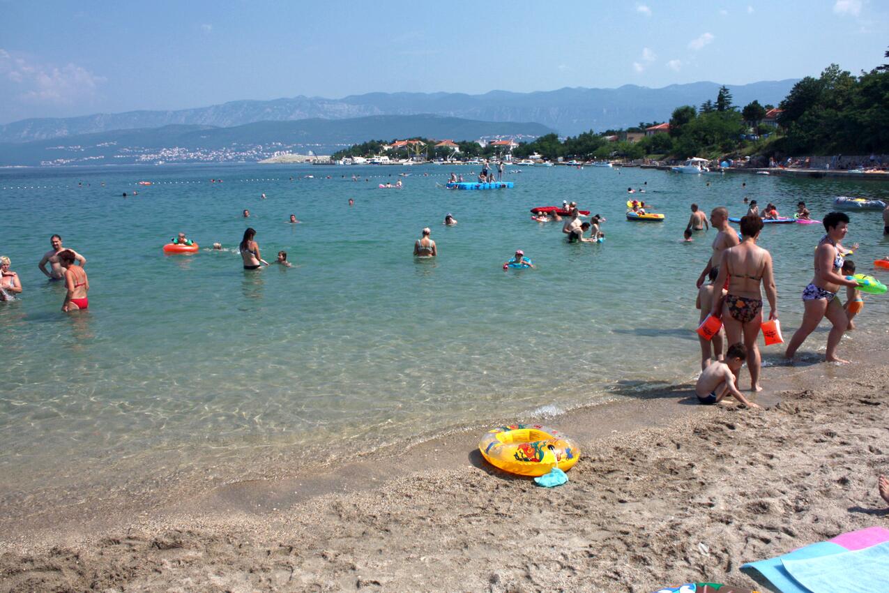 Najbliža plaža - Apartmani uz more Šilo, Krk