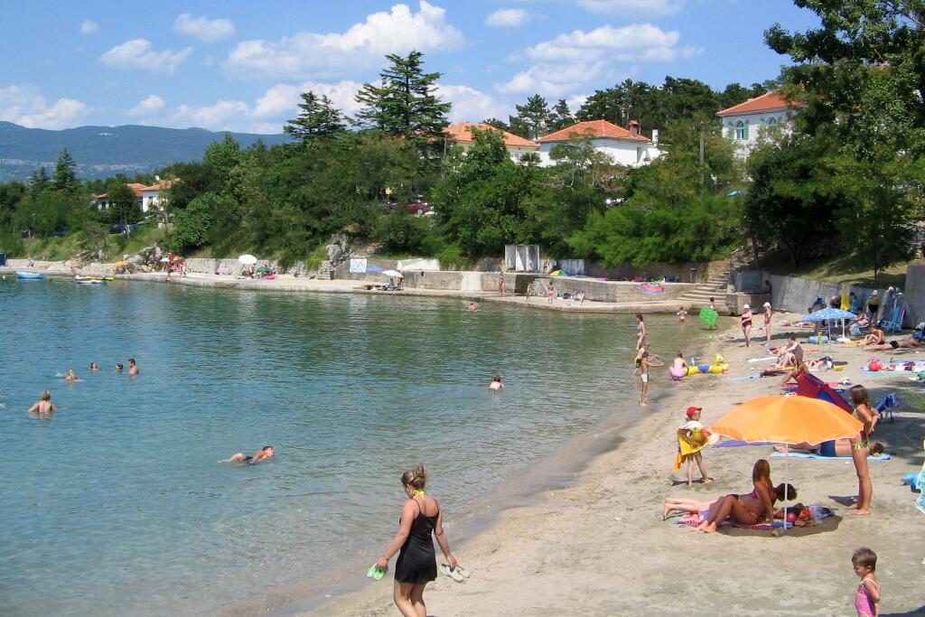 Najbliža plaža - Apartmani uz more Šilo, Krk