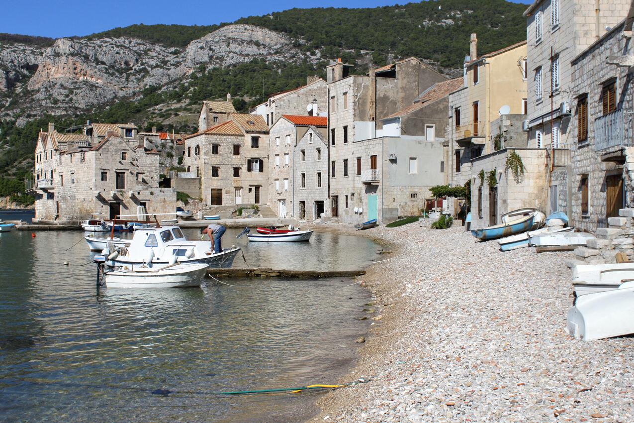 La spiaggia più vicina - Appartamenti con parcheggio Comisa - Komiža, Lissa - Vis