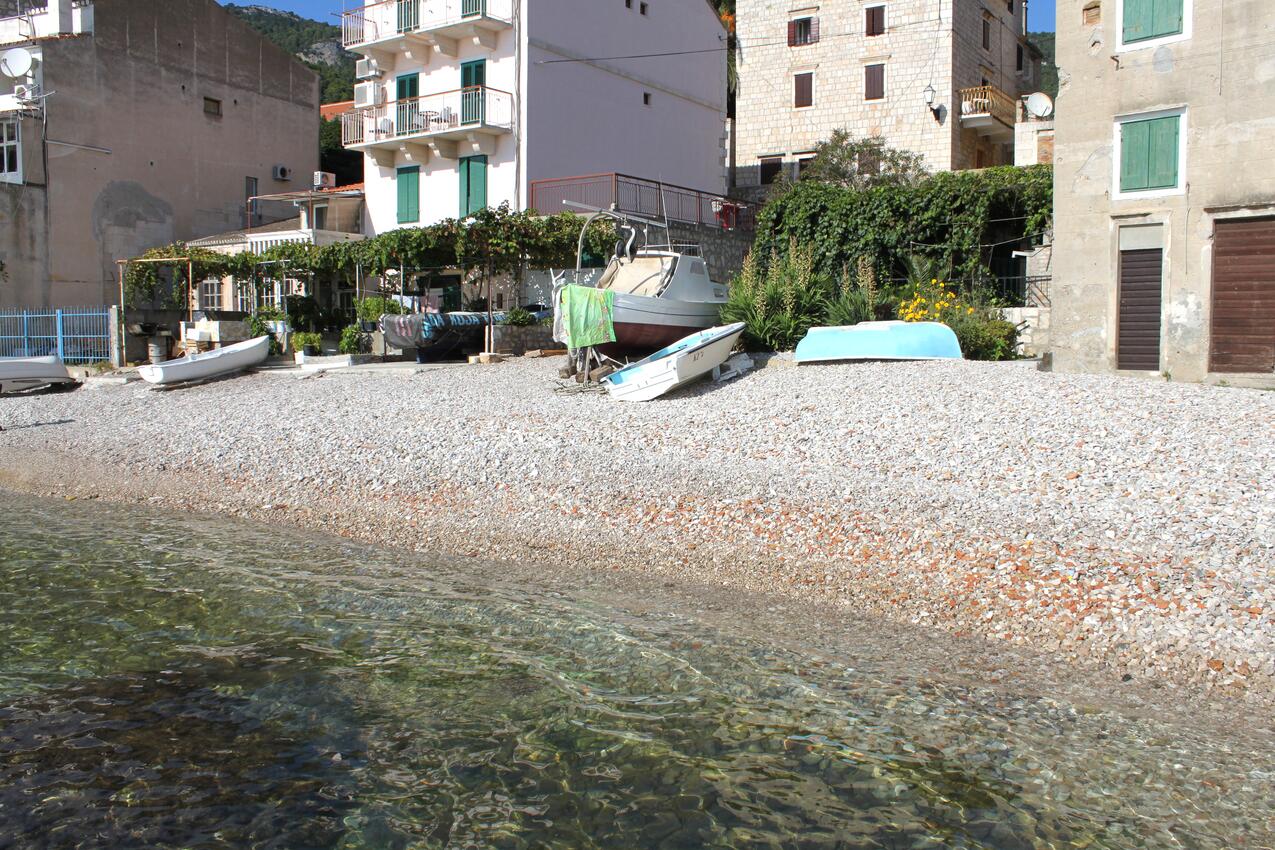 La spiaggia più vicina - Appartamenti accanto al mare Comisa - Komiža, Lissa - Vis