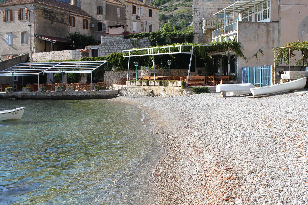 La spiaggia più vicina - Appartamenti accanto al mare Comisa - Komiža, Lissa - Vis