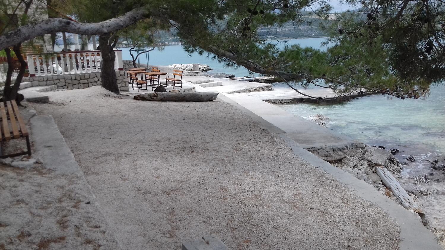 Nearest beach - Apartments by the sea Arbanija, Čiovo