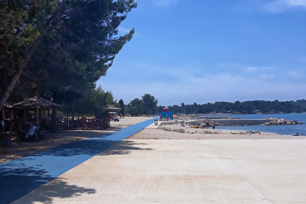 La spiaggia più vicina - Appartamenti con parcheggio Stinjan, Pola - Pula