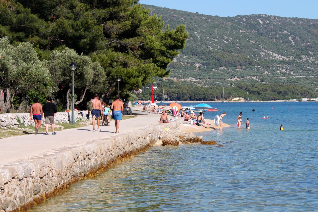 Najbliža plaža - Sobe s privatnim parkingom Cres