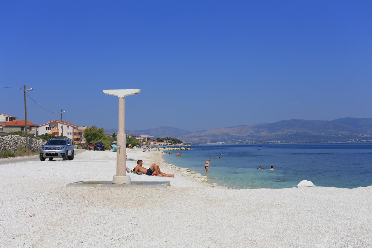 Nächster Strand - Haus am Meer mit Pool für Familien Slatine, Ciovo