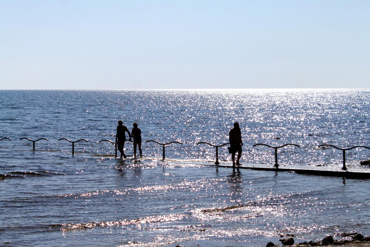 La spiaggia più vicina - Appartamenti accanto al mare Novigrad