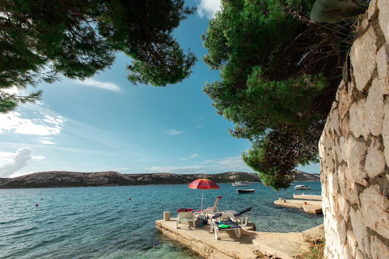 Nächster Strand - Ferienwohnungen mit Parkplatz Omisalj, Krk