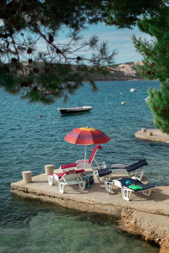 Nächster Strand - Ferienwohnungen mit Parkplatz Omisalj, Krk