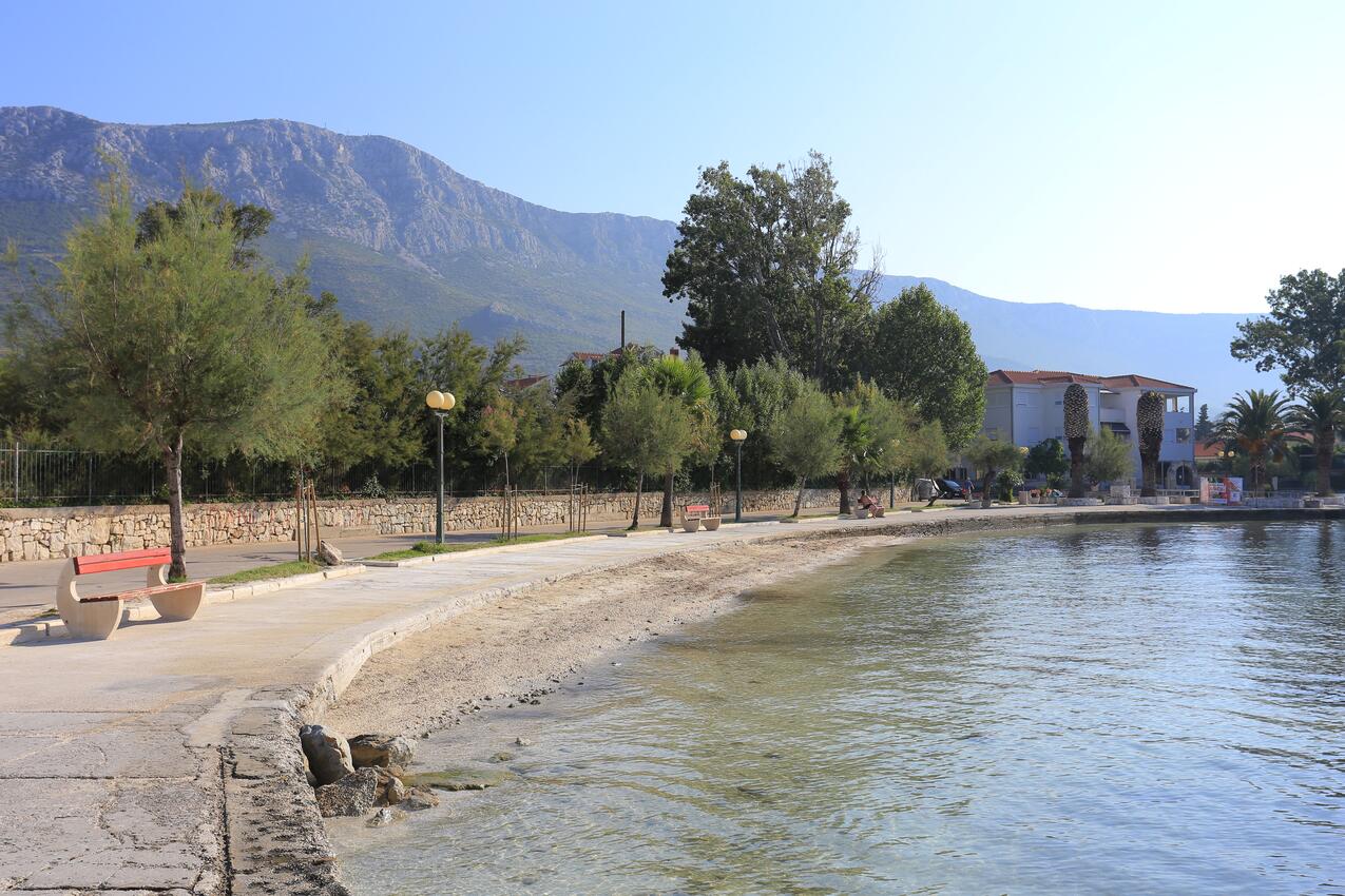 Nächster Strand - Ferienwohnungen mit Parkplatz Kastel Gomilica, Kastela