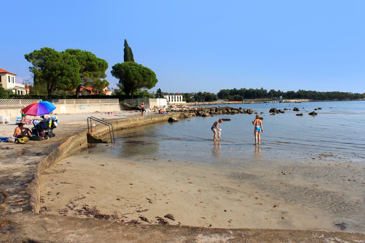 La spiaggia più vicina - Appartamenti per famiglie con bambini Zambrattia - Zambratija, Umago - Umag