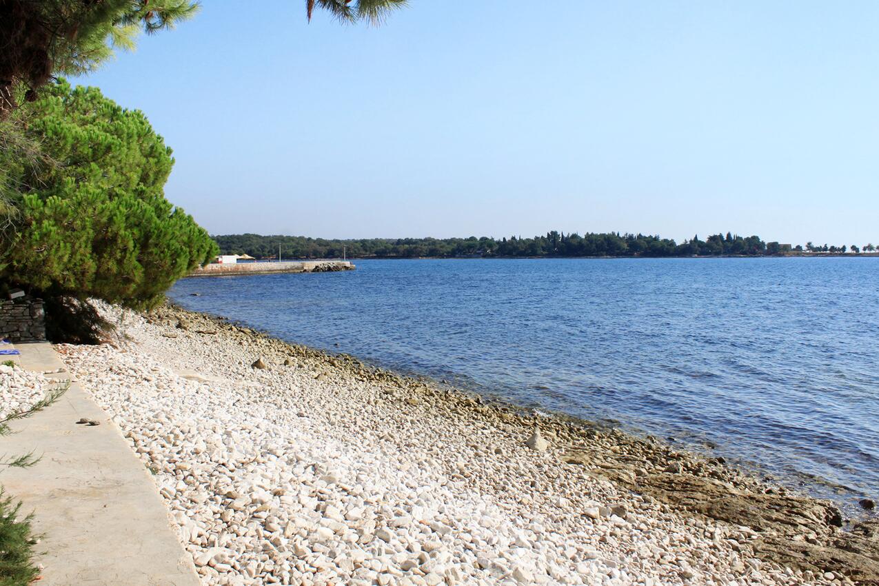 Nearest beach - Holiday house with a parking space Babići, Umag
