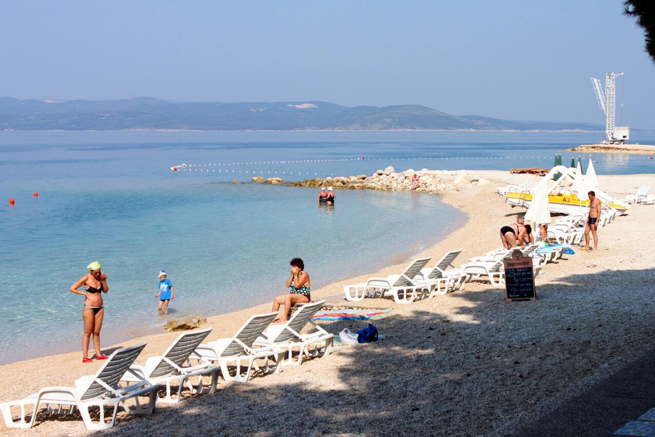 La spiaggia più vicina - Appartamenti con piscina per famiglie Macarsca - Makarska