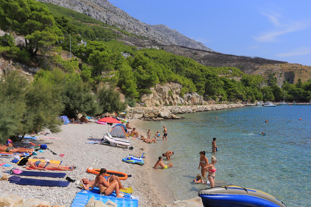 Nächster Strand - Ferienwohnungen am Meer Lokva Rogoznica, Omis