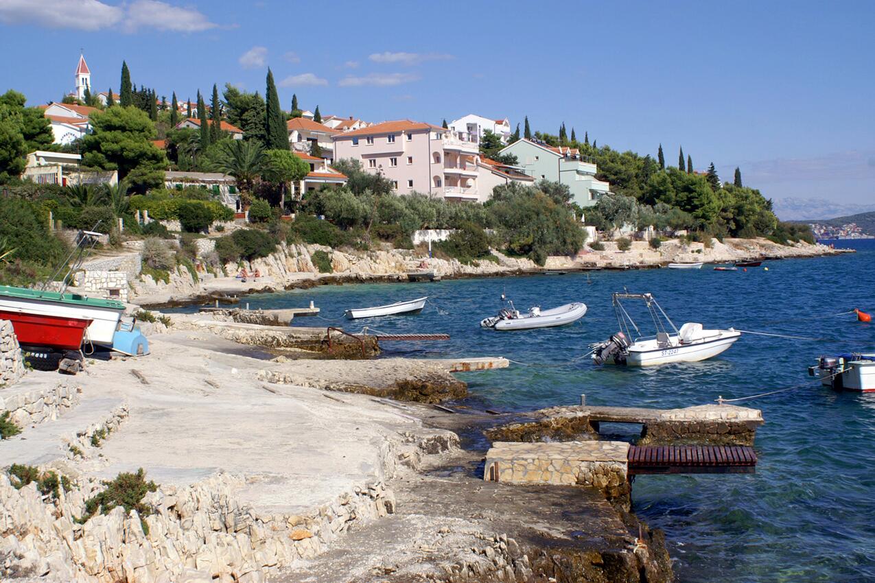 La spiaggia più vicina - Appartamenti accanto al mare Seget Vranjica, Traù - Trogir
