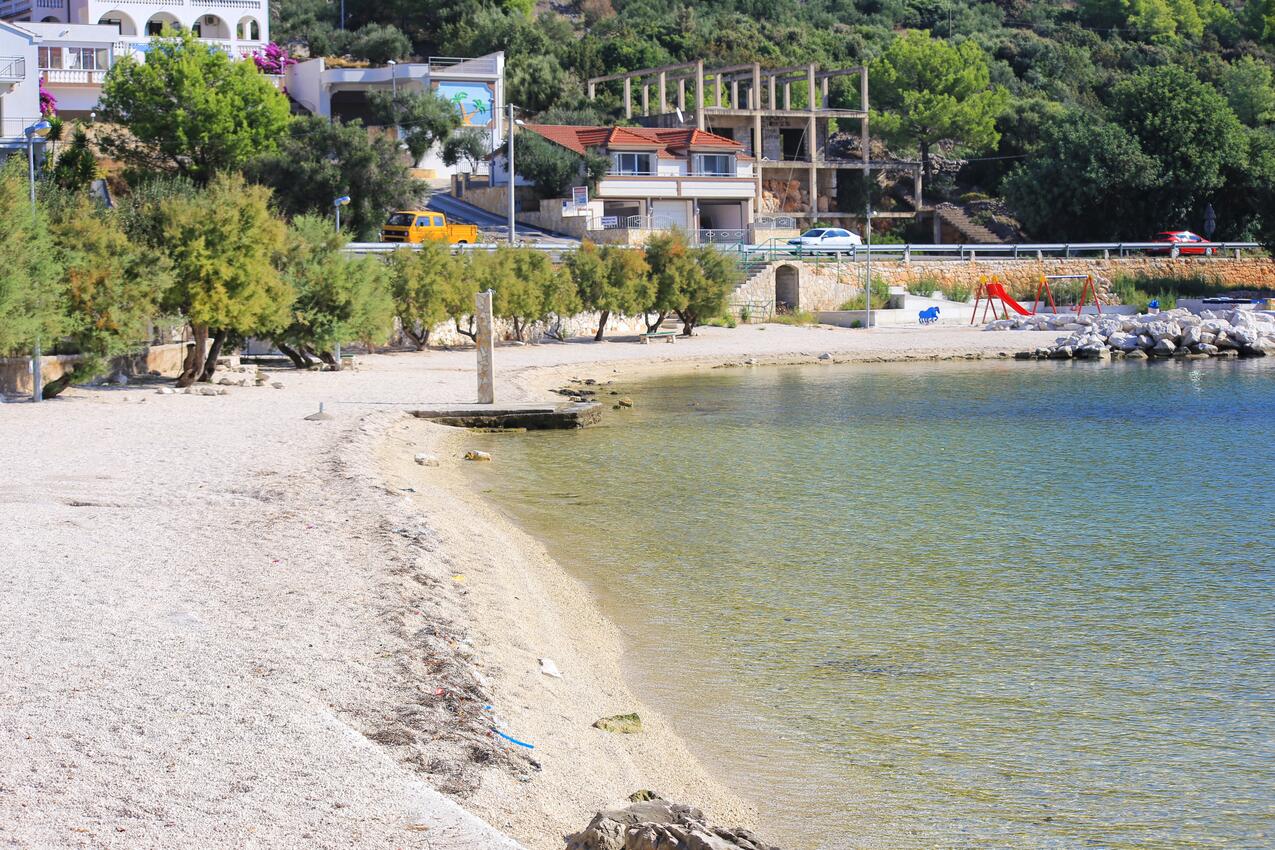 Nächster Strand - Ferienwohnungen mit Parkplatz Marina, Trogir