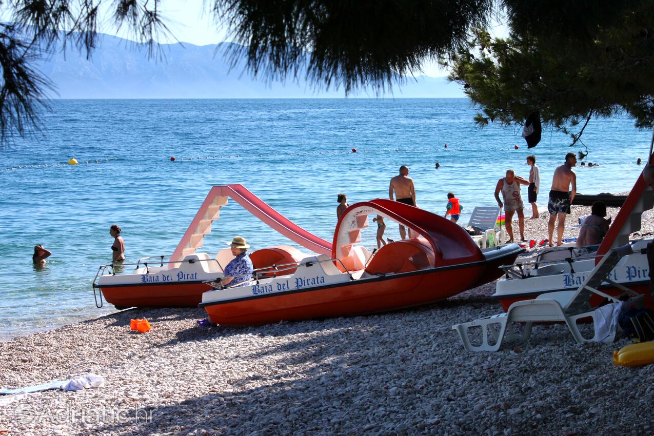 Nearest beach - Apartments with a parking space Podaca, Makarska