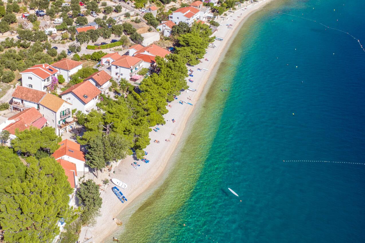 Nearest beach - Apartments with a parking space Podaca, Makarska