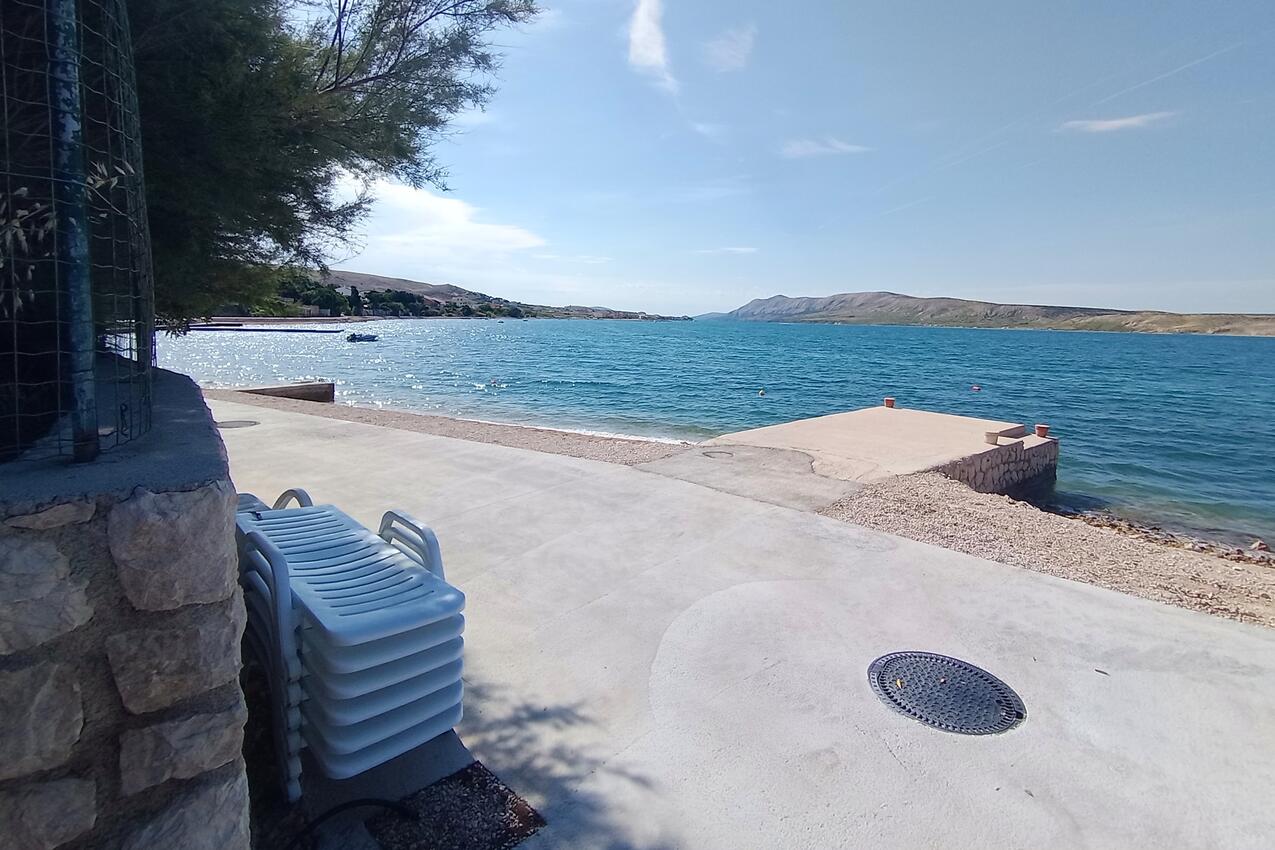 Najbliža plaža - Apartmani uz more Vidalići, Pag