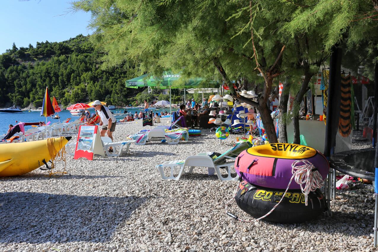 La spiaggia più vicina - Appartamenti con parcheggio Stanici, Almissa - Omiš