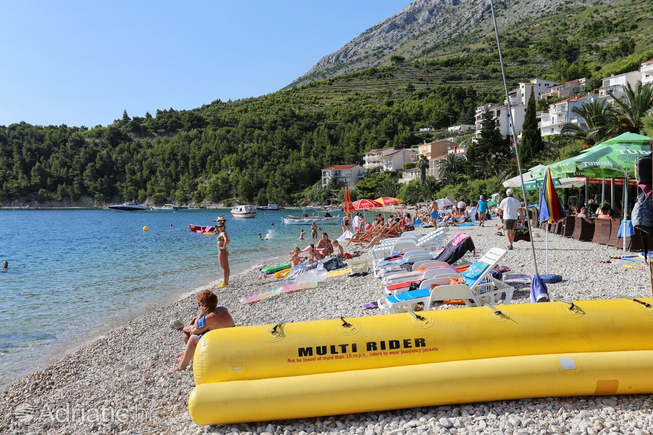 Nearest beach - Apartments with a parking space Stanići, Omiš