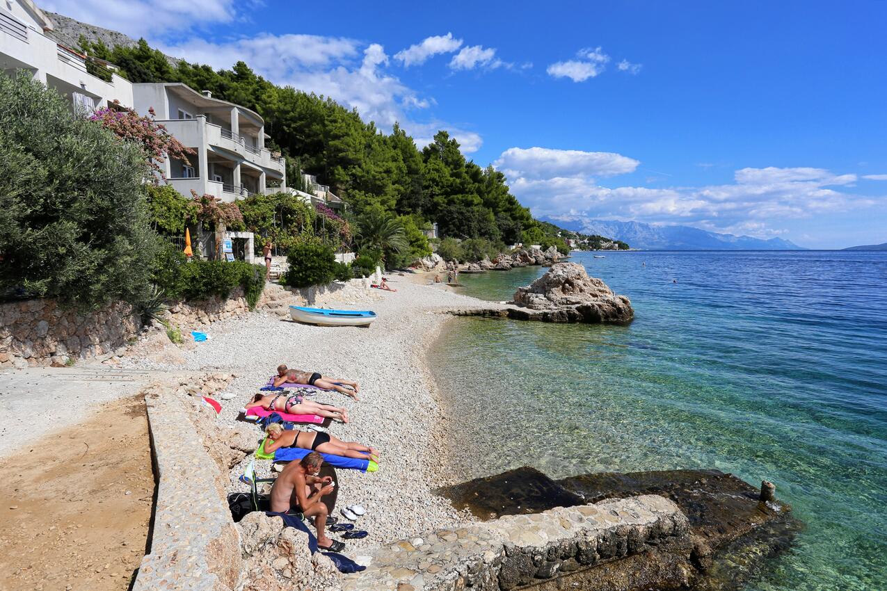 La spiaggia più vicina - Appartamenti con parcheggio Stanici, Almissa - Omiš