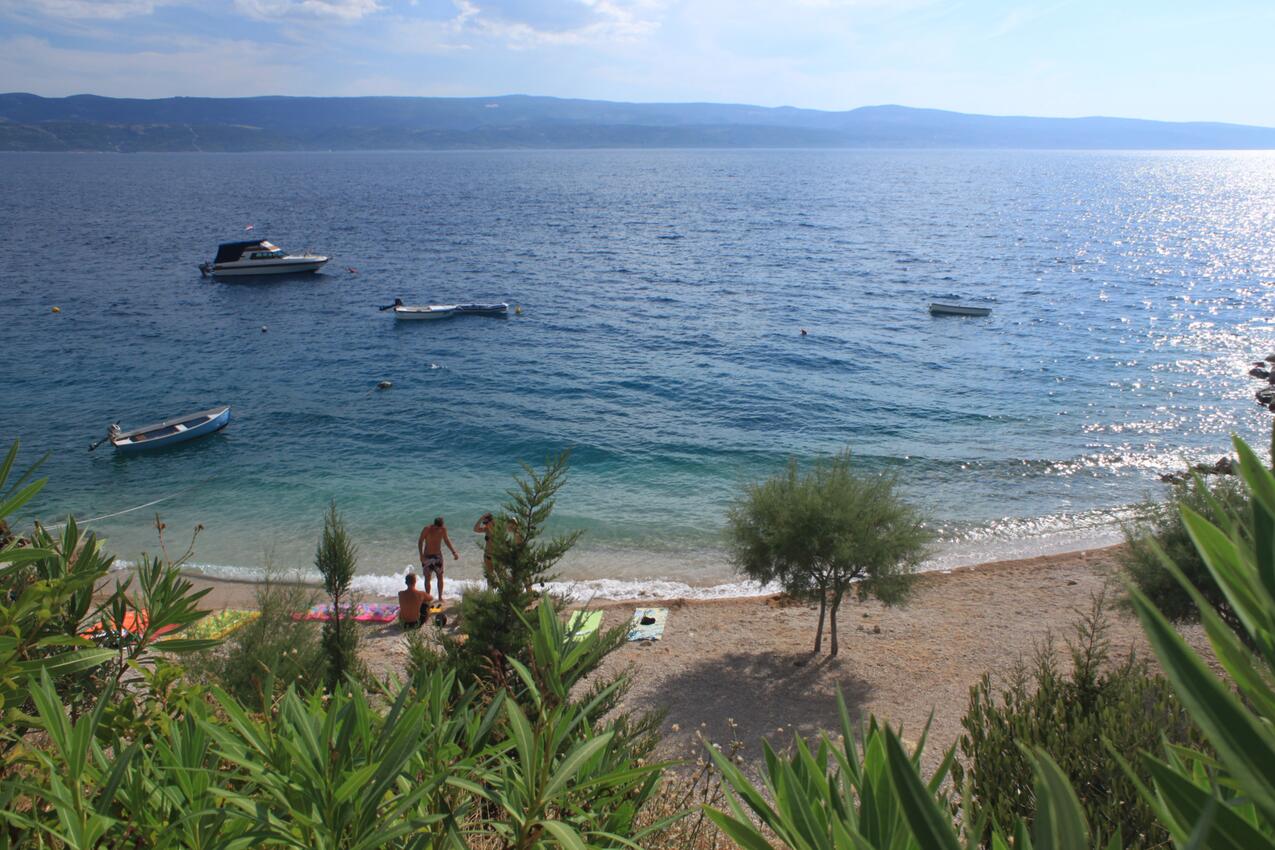 La spiaggia più vicina - Appartamenti con parcheggio Nemira, Almissa - Omiš