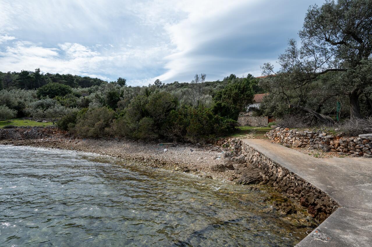 La spiaggia più vicina - Casa dei pescatori accanto al mare Sman - Žman, Isola Lunga - Dugi otok