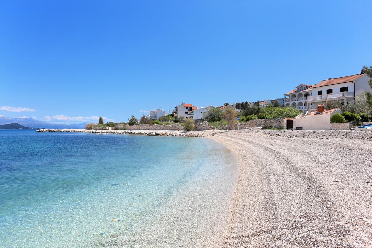 Nearest beach - Apartments by the sea Slatine, Čiovo