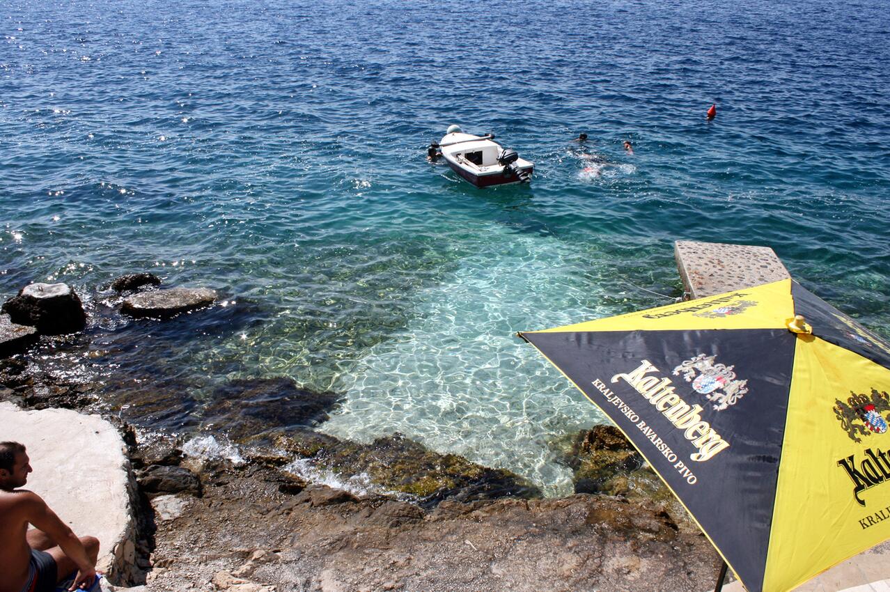 La spiaggia più vicina - Appartamenti accanto al mare Okrug Donji, Bua - Čiovo