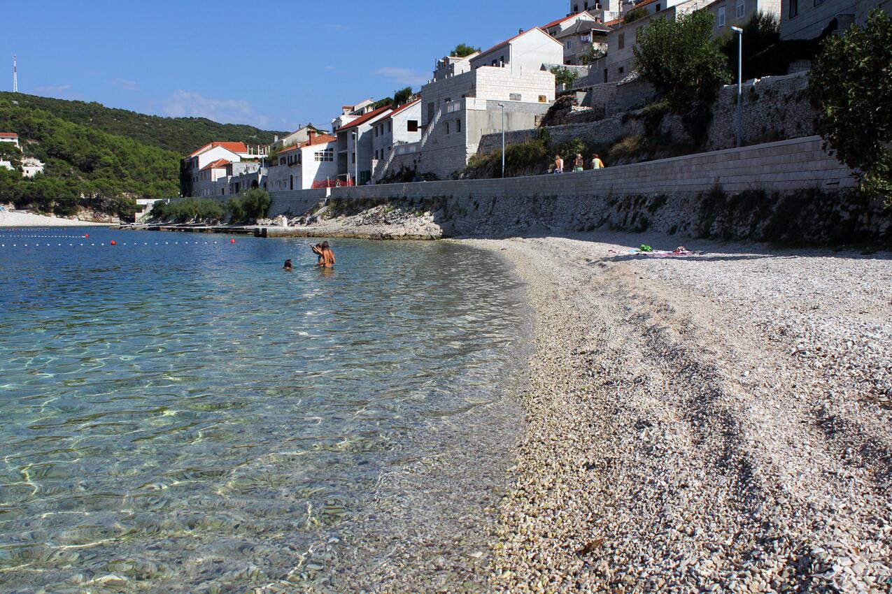 La spiaggia più vicina - Casa con parcheggio per famiglia Pucisca, Brazza - Brač