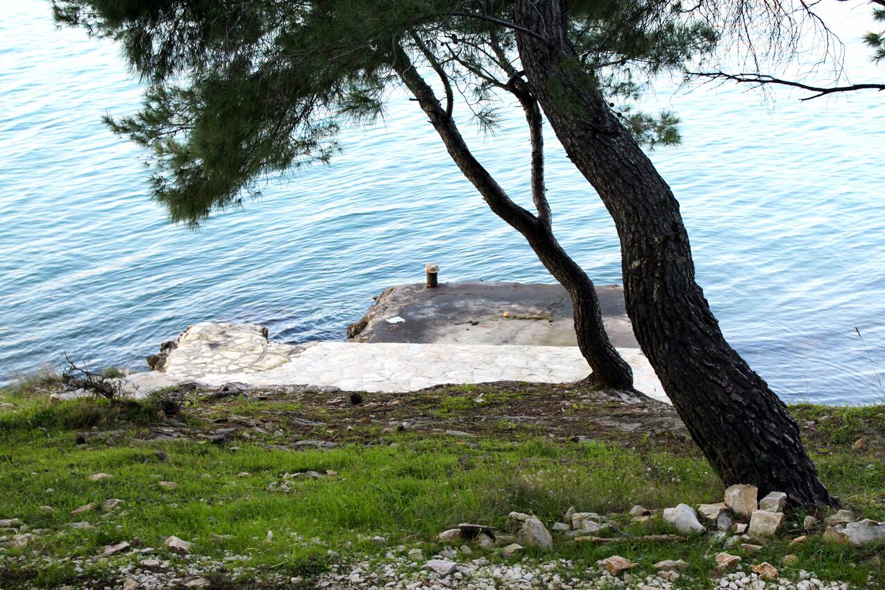 La spiaggia più vicina - Appartamenti accanto al mare con piscina Okrug Donji, Bua - Čiovo