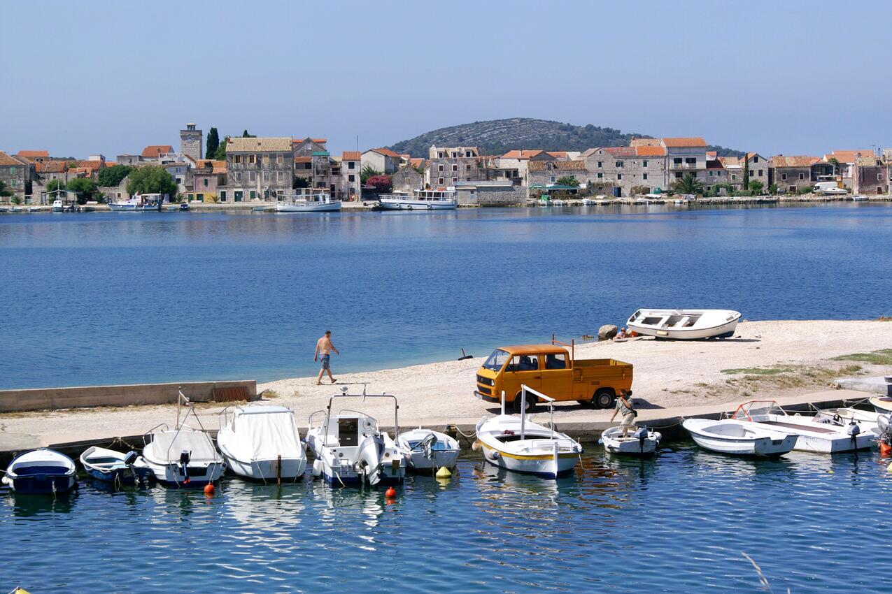 La spiaggia più vicina - Appartamenti accanto al mare Brodarica, Sebenico - Šibenik