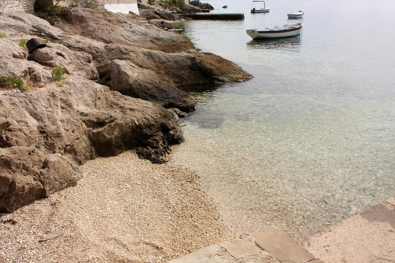 Legközelebbi strand - Családi apartmanok a tenger mellett Sumartin, Brac