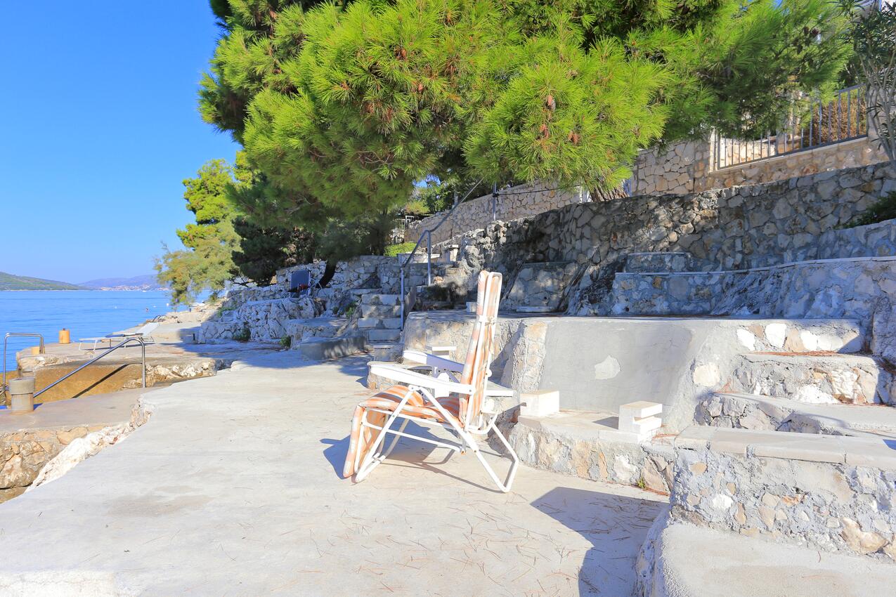 Nächster Strand - Ferienwohnungen am Meer Okrug Donji, Ciovo