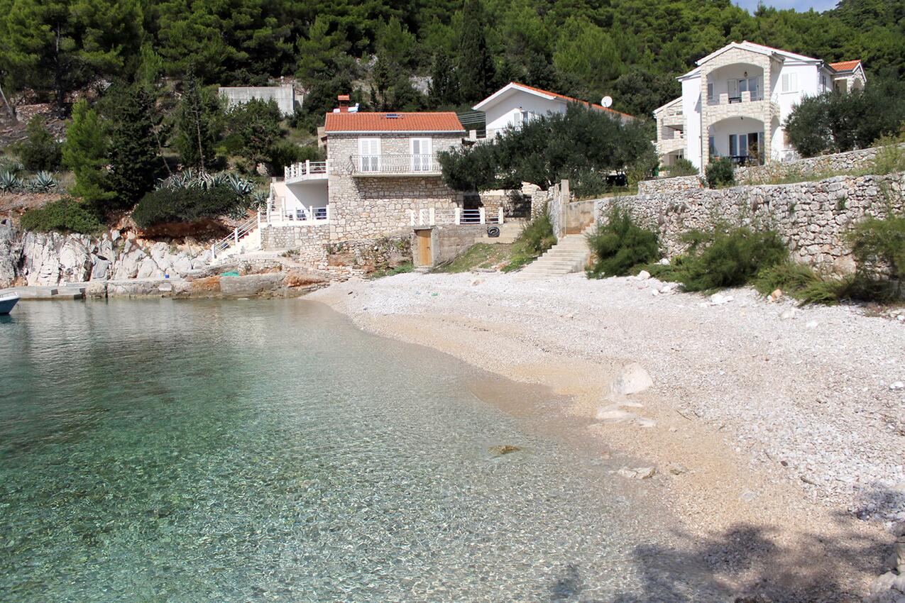 Najbliža plaža - Robinzonski apartmani uz more Uvala Jedra, Hvar