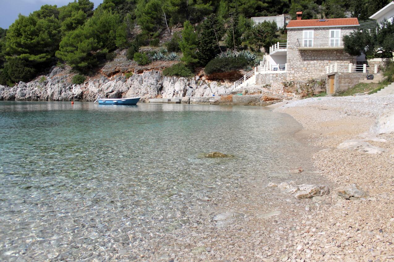 Najbliža plaža - Robinzonski apartmani uz more Uvala Jedra, Hvar