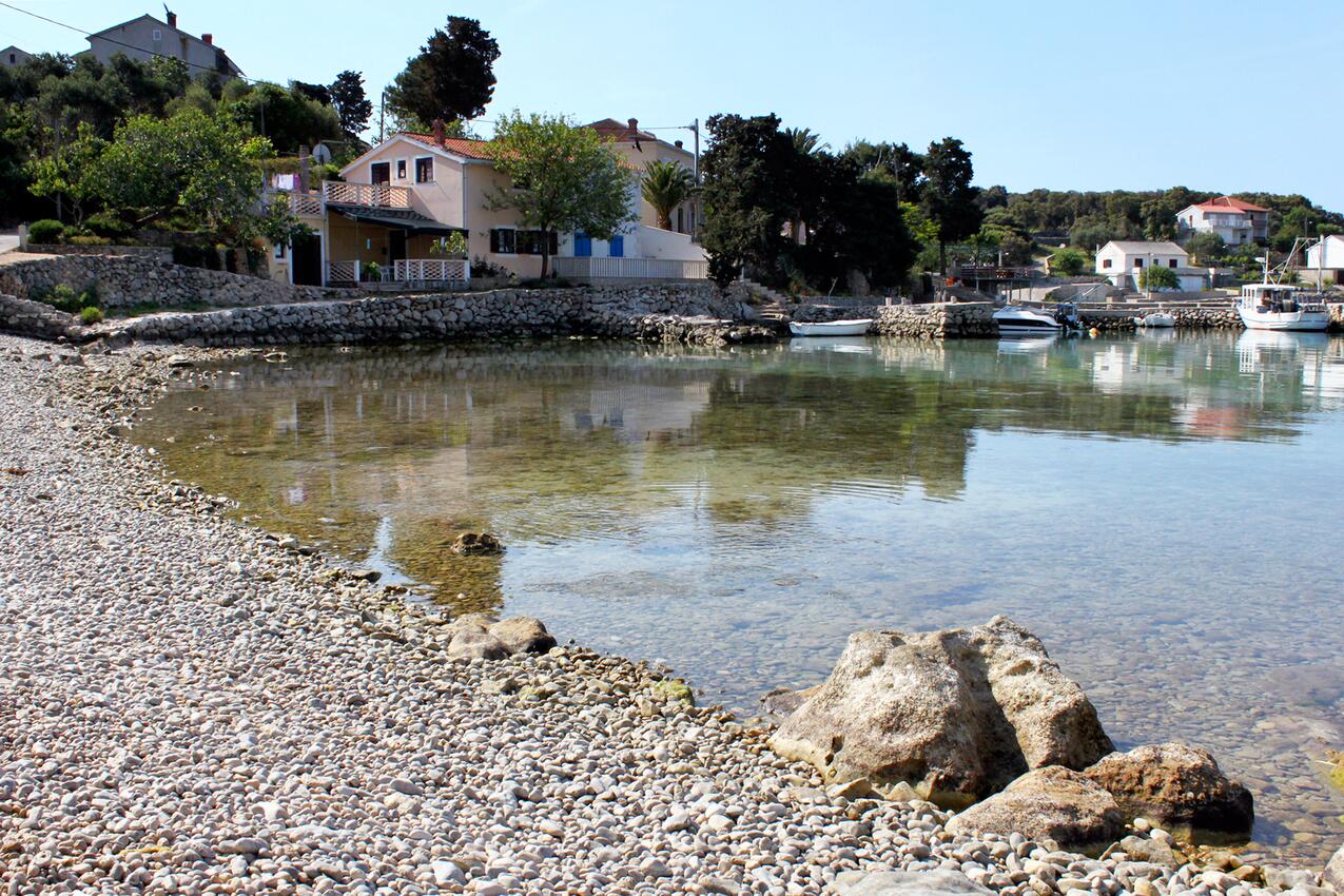 Nærmeste strand - Apartmani i sobe uz more Jakisnica, Pag