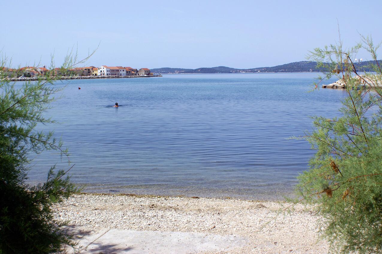 La spiaggia più vicina - Appartamenti accanto al mare Bibinje, Zara - Zadar