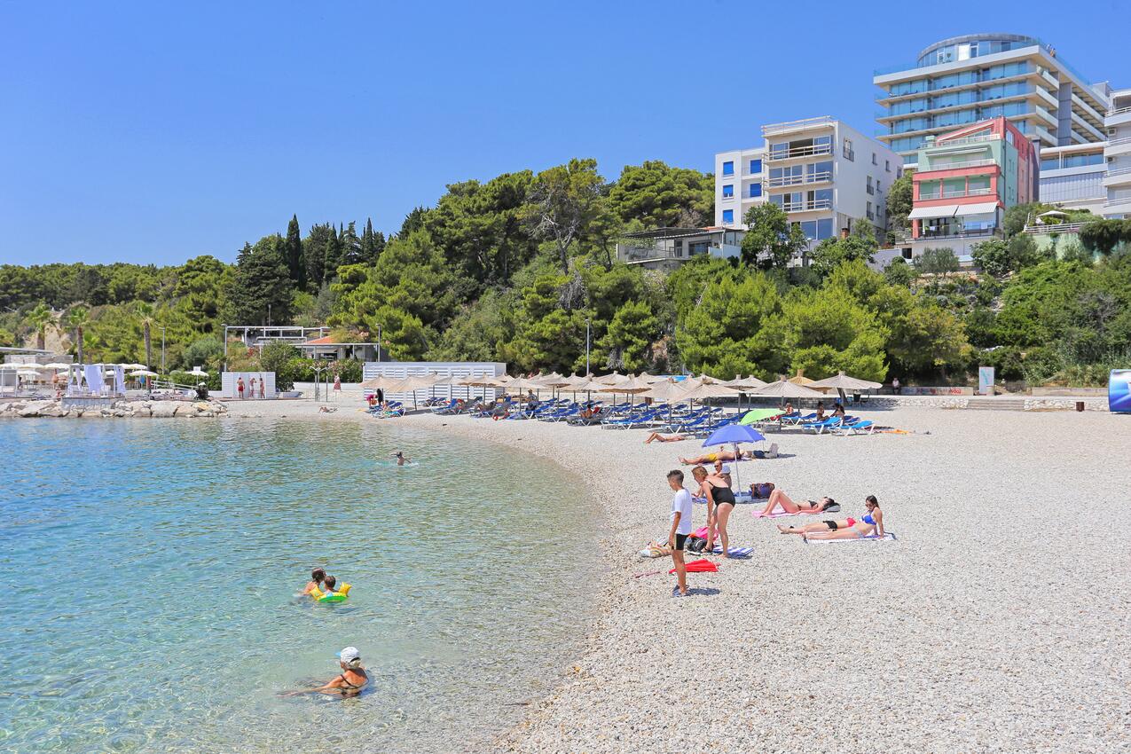 La spiaggia più vicina - Appartamenti accanto al mare Spalato - Split